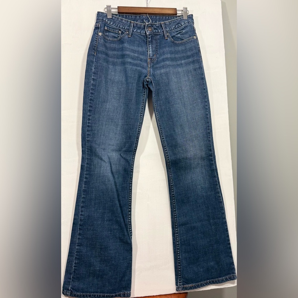 Levi’s 553 Mid Rise Boot Classic Blue Women's Jeans Size 6